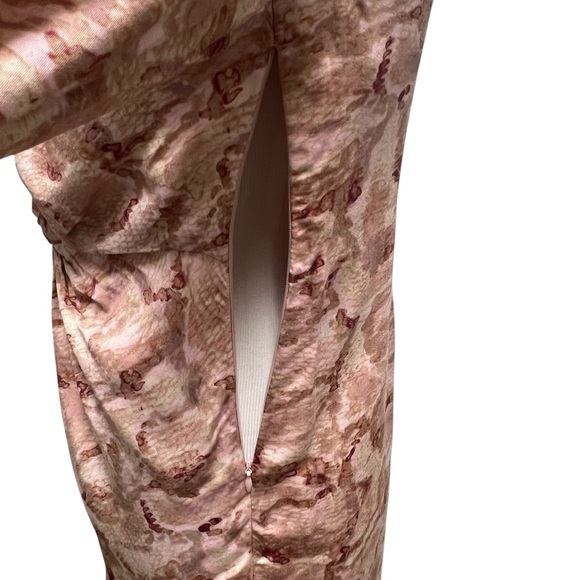 NWT Fate Animal Print Twist Waist Dress Size Medium Long Sleeves Fitted - Picture 7 of 15